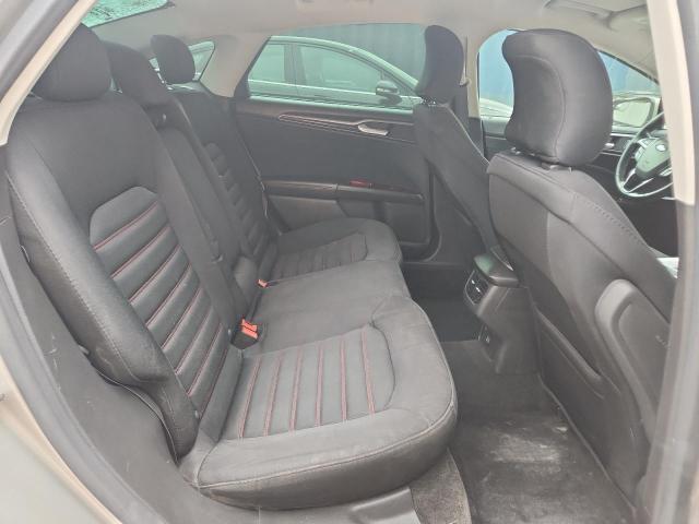 Photo 10 from auction – 2015 FORD FUSION SE with VIN 3FA6P0LU2FR257518