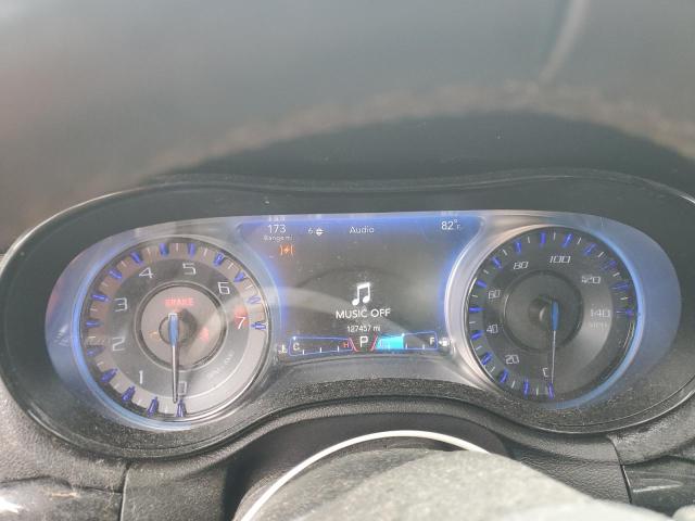 Photo 9 from auction – 2018 CHRYSLER 300 S with VIN 2C3CCABG9JH301582