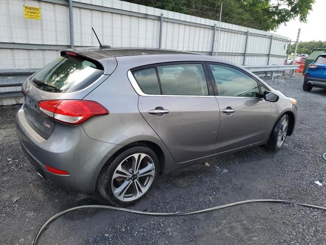 Foto 3 de la subasta – 2016 KIA FORTE EX con VIN KNAFX5A89G5547642