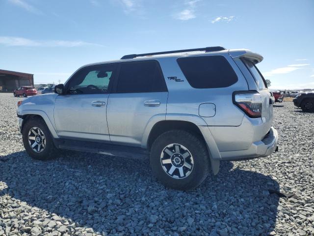 Photo 2 from auction – 2021 TOYOTA 4RUNNER SR with VIN JTERU5JR6M5854680
