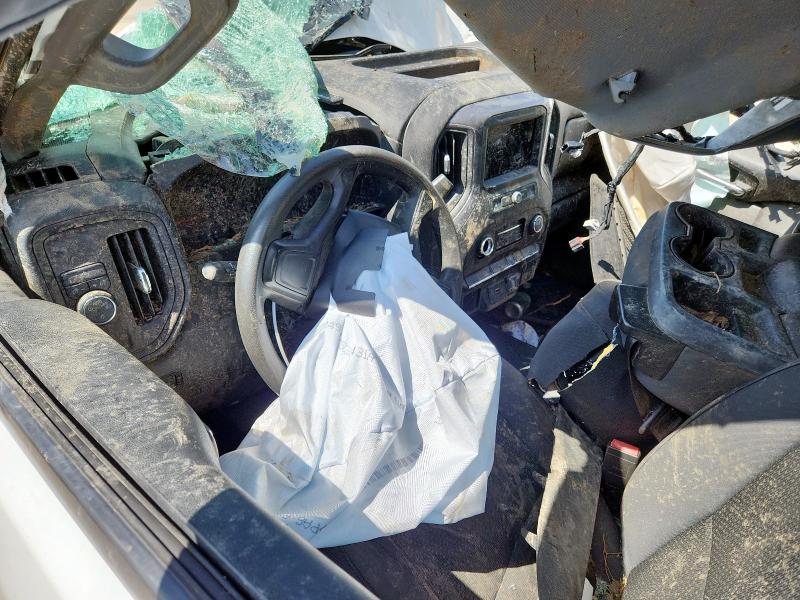 Photo 8 from auction – 2019 CHEVROLET SILVERADO with VIN 1GCRWBEH3KZ337941