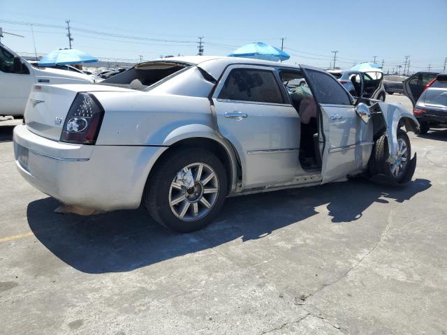 Photo 3 from auction – 2010 CHRYSLER 300 TOURING with VIN 2C3CA5CV2AH211197