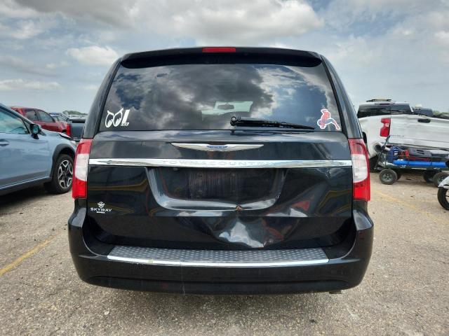 Photo 6 from auction – 2016 CHRYSLER TOWN & COU with VIN 2C4RC1AG9GR111954