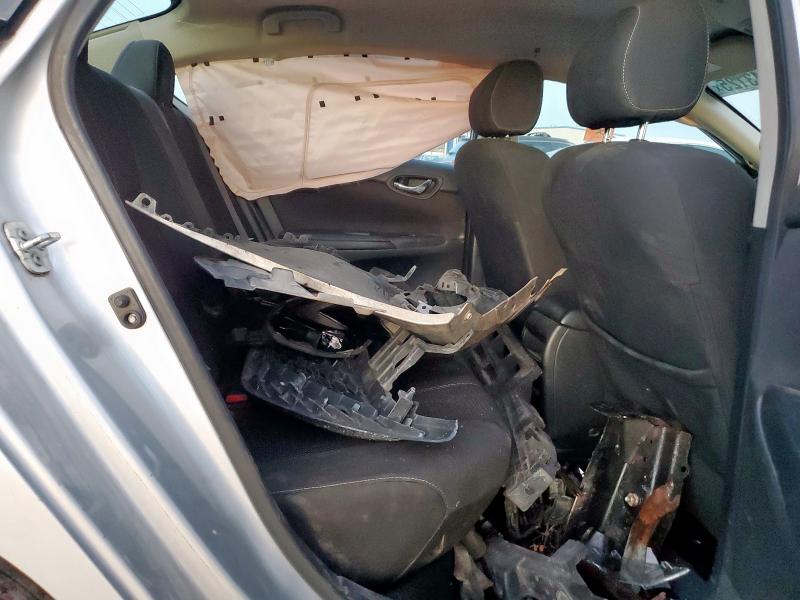 Photo 10 from auction – 2018 NISSAN SENTRA S with VIN 3N1AB7AP1JY292366
