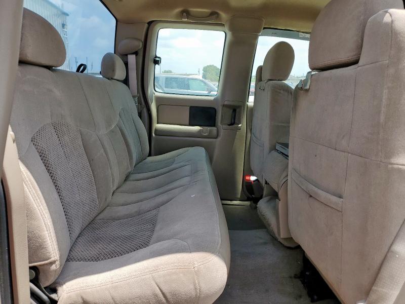 Photo 10 from auction – 2002 CHEVROLET SILVERADO with VIN 2GCEC19T321386372