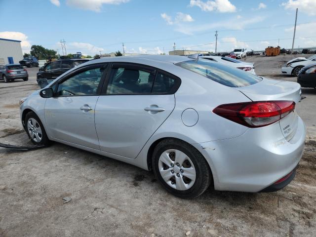 Photo 2 from auction – 2017 KIA FORTE LX with VIN 3KPFK4A74HE135122