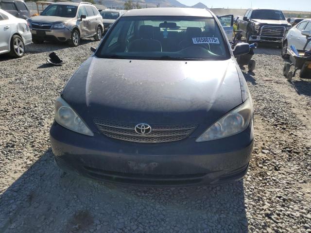 Photo 5 from auction – 2002 TOYOTA CAMRY LE with VIN 4T1BE32K52U532989