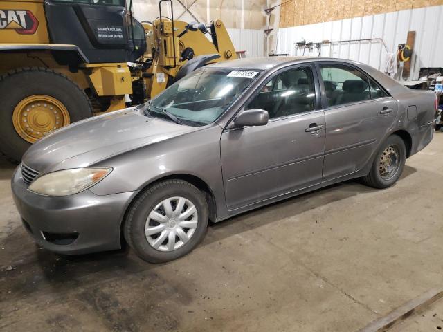 Photo 1 from auction – 2005 TOYOTA CAMRY with VIN JTDBE32K853026135