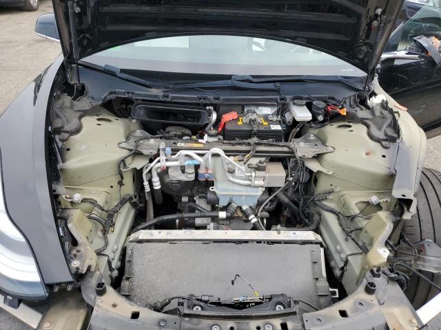 Photo 11 from auction – 2018 TESLA MODEL 3 with VIN 5YJ3E1EB8JF082304