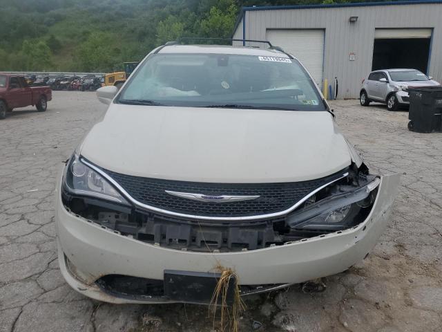 Photo 5 from auction – 2017 CHRYSLER PACIFICA T with VIN 2C4RC1BG8HR608963