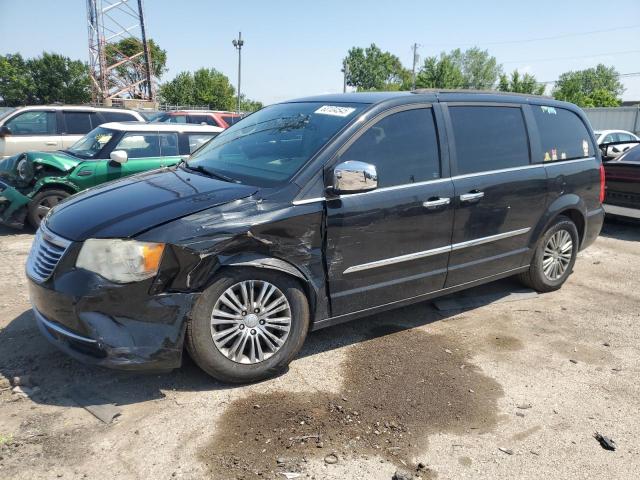 Photo 1 from auction – 2014 CHRYSLER TOWN & COU with VIN 2C4RC1CGXER413490