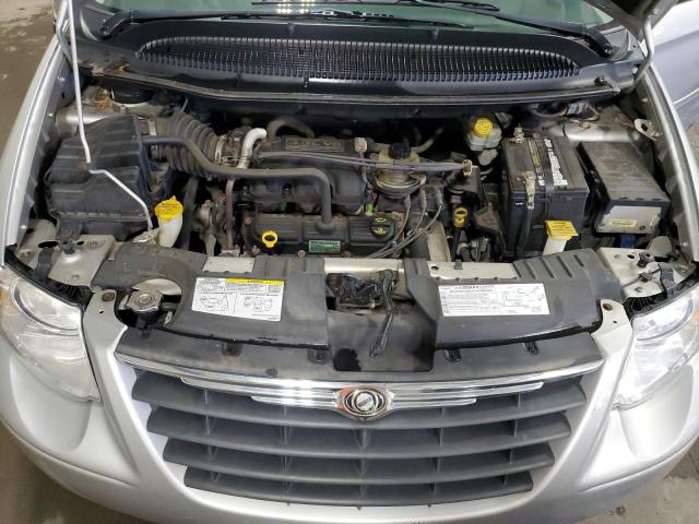 Photo 12 from auction – 2006 CHRYSLER TOWN & COU with VIN 2A4GP44R96R809189