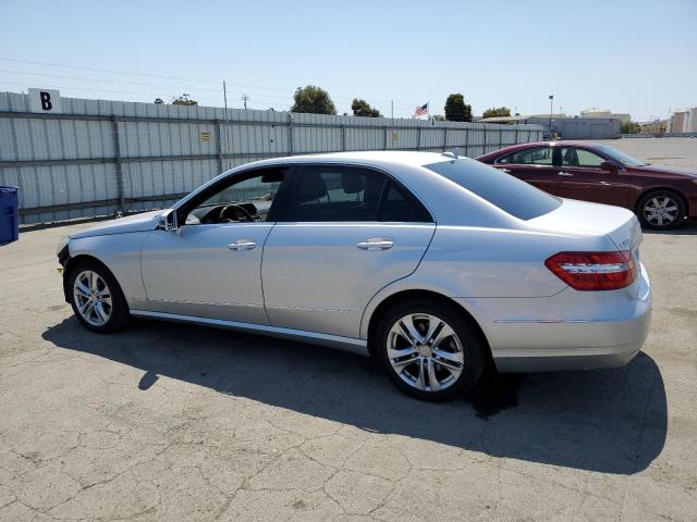 Photo 2 from auction – 2011 MERCEDES-BENZ E 350 with VIN WDDHF5GB7BA374212