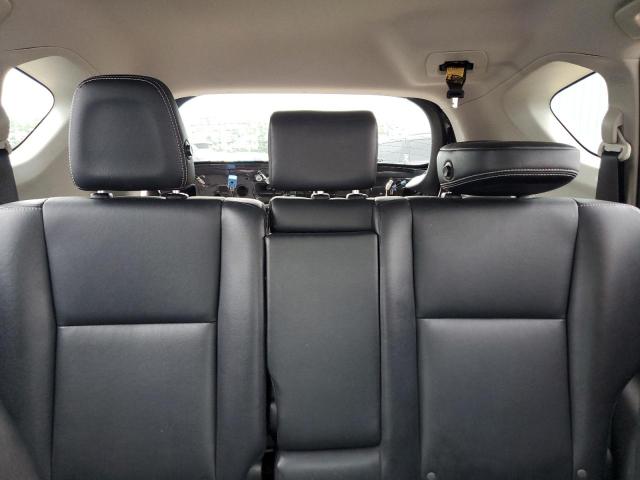 Photo 10 from auction – 2016 TOYOTA RAV4 LIMITED with VIN JTMDFREV6GJ090977