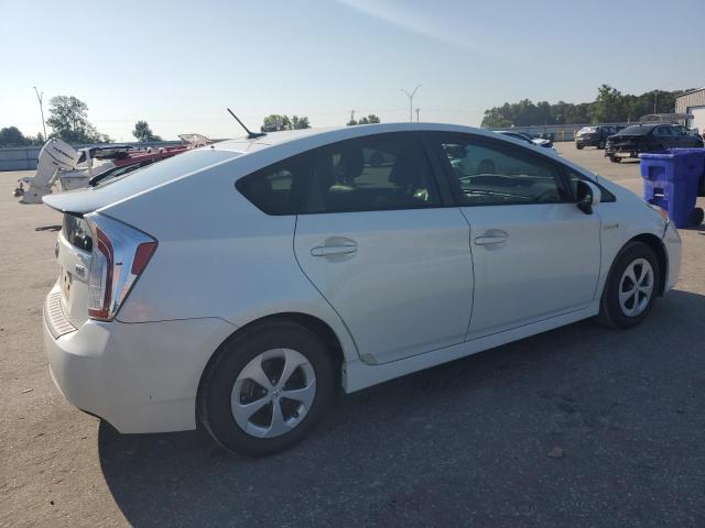 Photo 3 from auction – 2015 TOYOTA PRIUS with VIN JTDKN3DU5F0454679