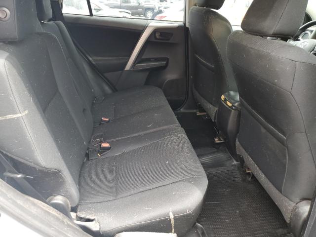 Photo 11 from auction – 2018 TOYOTA RAV4 LE with VIN 2T3BFREV6JW755103