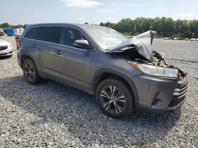 Photo 4 from auction – 2018 TOYOTA HIGHLANDER with VIN 5TDZZRFH8JS242872