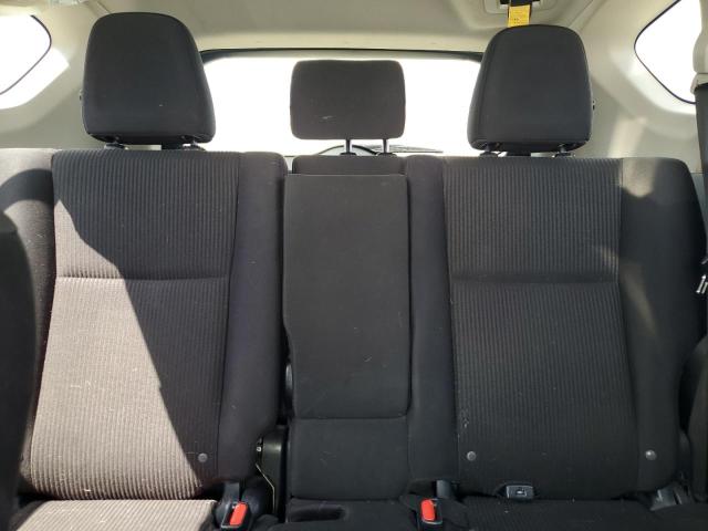 Photo 10 from auction – 2017 TOYOTA RAV4 LE with VIN JTMBFREV3HJ106402