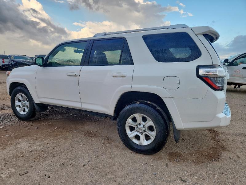 Photo 2 from auction – 2016 TOYOTA 4RUNNER SR with VIN JTEZU5JR2G5117965