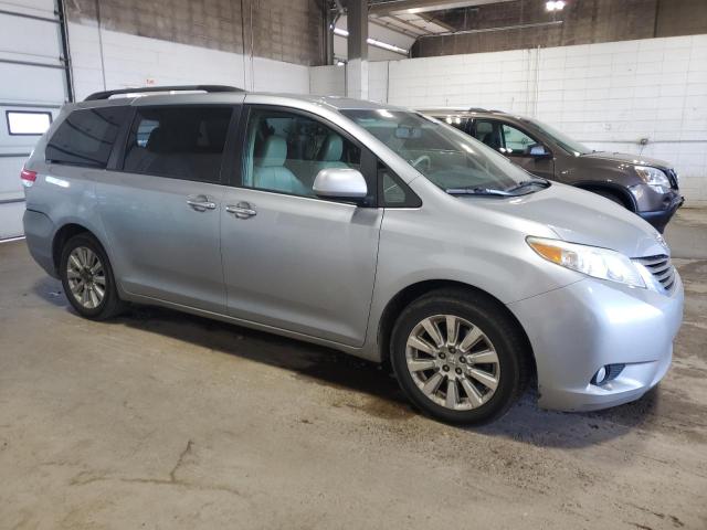 Photo 4 from auction – 2011 TOYOTA SIENNA XLE with VIN 5TDDK3DC8BS006775
