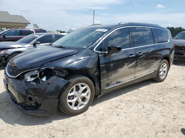 CHRYSLER PACIFICA T 2017 with VIN 2C4RC1EG5HR655220 - Photo from auction