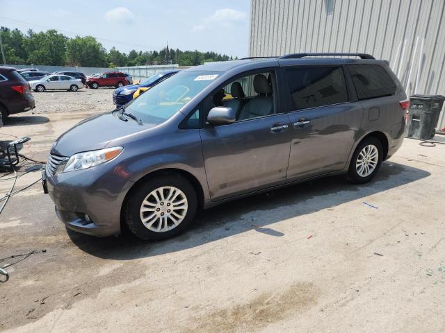 TOYOTA SIENNA XLE 2017 with VIN 5TDYZ3DC2HS879086 - Photo from auction