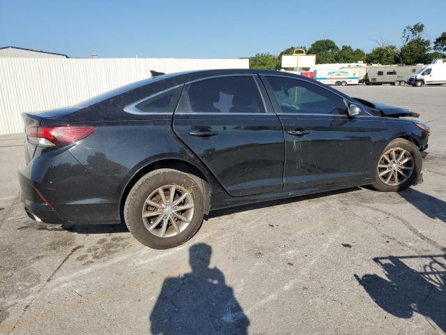 Photo 3 from auction – 2018 HYUNDAI SONATA SE with VIN 5NPE24AF0JH656908
