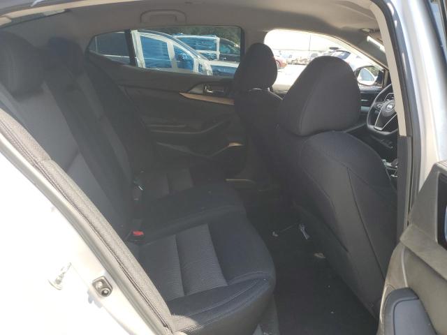 Photo 10 from auction – 2017 NISSAN MAXIMA with VIN 1N4AA6AP3HC442125