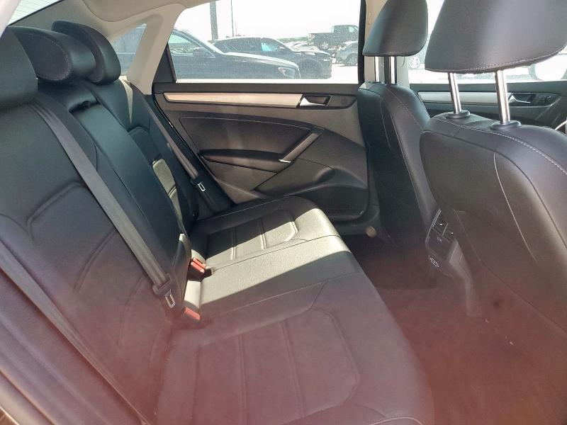 Photo 10 from auction – 2021 VOLKSWAGEN PASSAT SE with VIN 1VWSA7A35MC004926