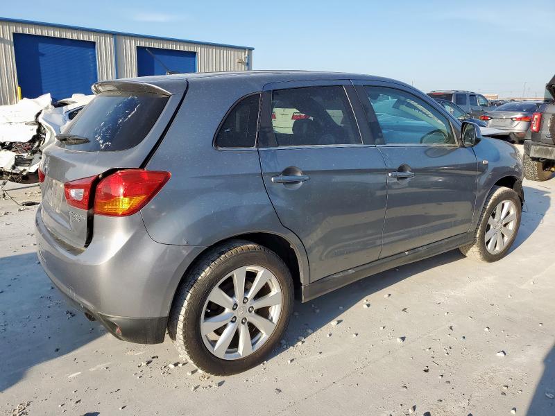 Photo 3 from auction – 2015 MITSUBISHI OUTLANDER with VIN 4A4AP4AU6FE024459