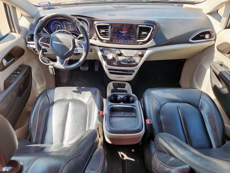 Photo 8 from auction – 2017 CHRYSLER PACIFICA T with VIN 2C4RC1BG0HR569236