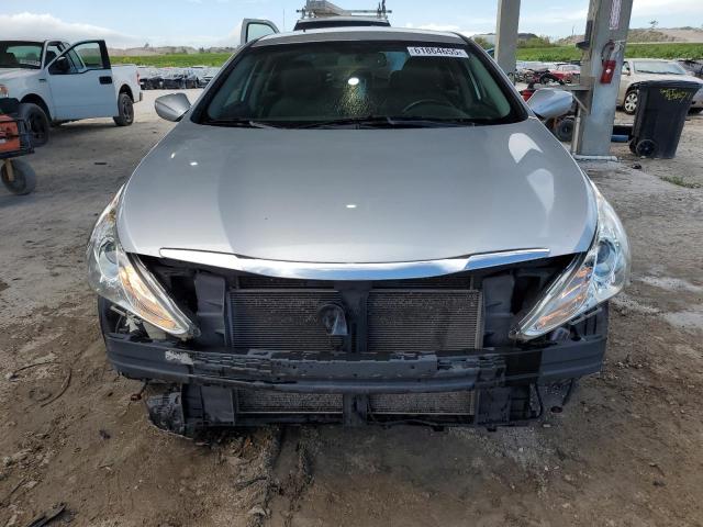 Photo 5 from auction – 2013 HYUNDAI SONATA SE with VIN 5NPEC4AC7DH611648