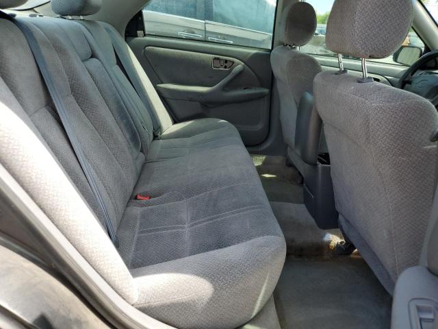 Photo 10 from auction – 2000 TOYOTA CAMRY CE with VIN 4T1BG22K6YU752932