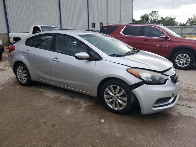 Photo 4 from auction – 2016 KIA FORTE LX with VIN KNAFX4A67G5509223