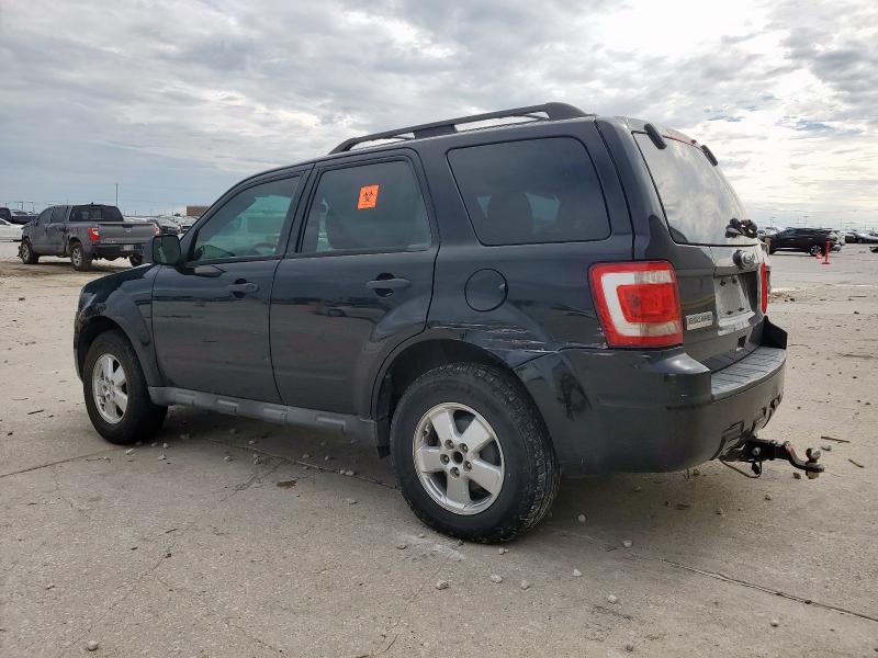Photo 2 from auction – 2010 FORD ESCAPE XLS with VIN 1FMCU0C78AKD32408