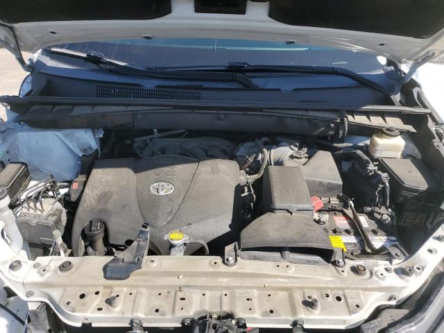 Photo 12 from auction – 2017 TOYOTA HIGHLANDER with VIN 5TDKZRFH0HS517503