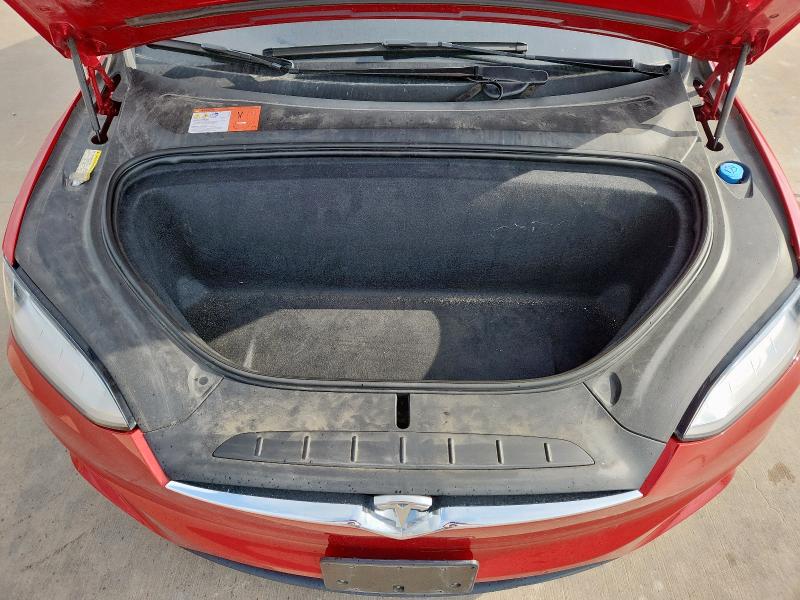 Photo 12 from auction – 2016 TESLA MODEL X with VIN 5YJXCAE24GF005011