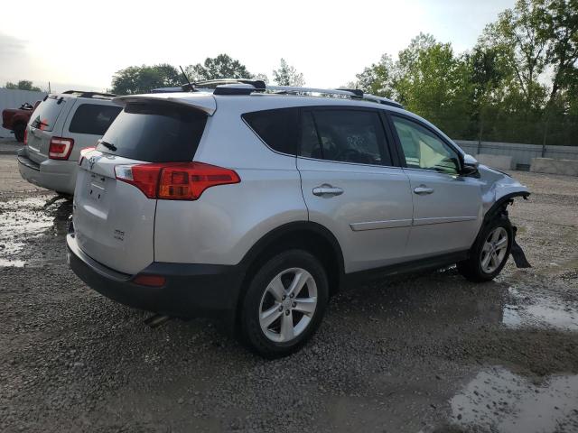 Photo 3 from auction – 2013 TOYOTA RAV4 XLE with VIN JTMRFREV4D5009128