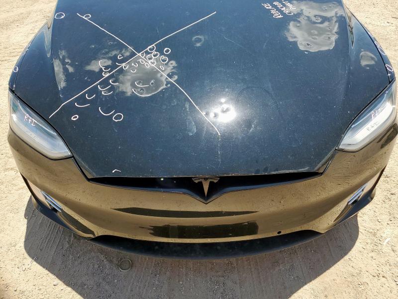 Photo 12 from auction – 2016 TESLA MODEL X with VIN 5YJXCBE29GF023770