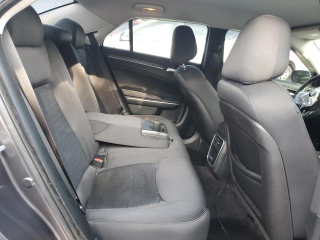 Photo 10 from auction – 2018 CHRYSLER 300 TOURIN with VIN 2C3CCAAG0JH308535