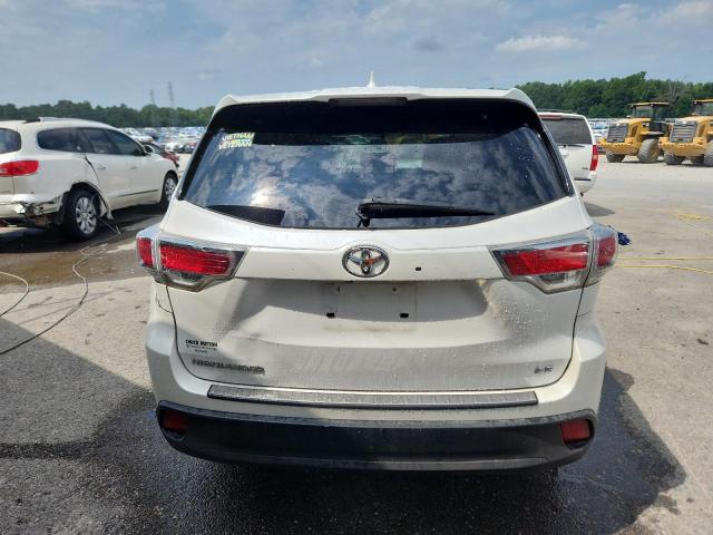 Photo 6 from auction – 2015 TOYOTA HIGHLANDER with VIN 5TDZKRFH0FS056528