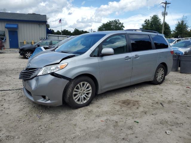 Photo 1 from auction – 2015 TOYOTA SIENNA XLE with VIN 5TDYK3DC0FS651363