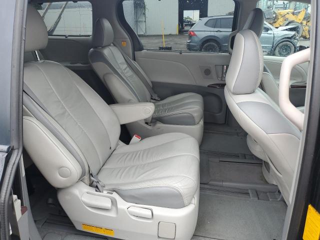 Photo 11 from auction – 2011 TOYOTA SIENNA XLE with VIN 5TDDK3DC3BS008921