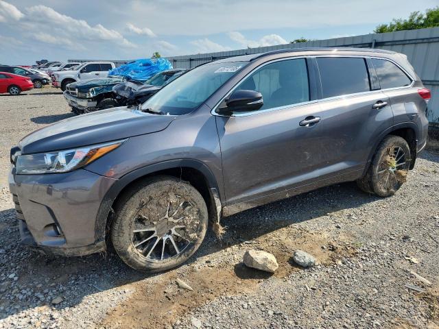 TOYOTA HIGHLANDER 2017 with VIN 5TDJZRFH2HS508510 - Photo from auction