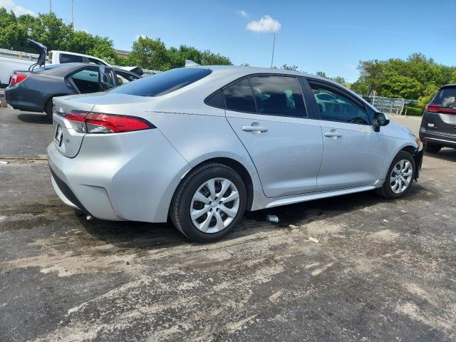 Photo 3 from auction – 2022 TOYOTA COROLLA LE with VIN 5YFEPMAE9NP358763