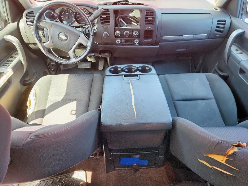 Photo 8 from auction – 2011 CHEVROLET SILVERADO with VIN 1GCRKSE38BZ279695