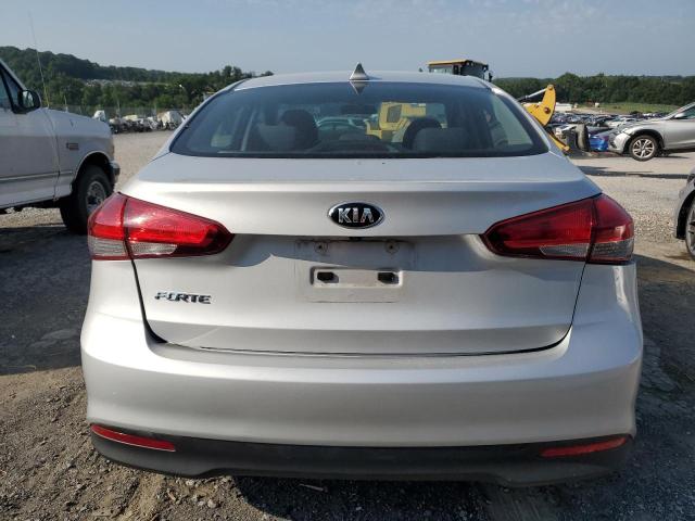 Photo 6 from auction – 2018 KIA FORTE LX with VIN 3KPFL4A70JE239416