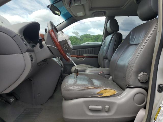 Photo 7 from auction – 2004 TOYOTA SIENNA with VIN 5TDBA22C04S028621