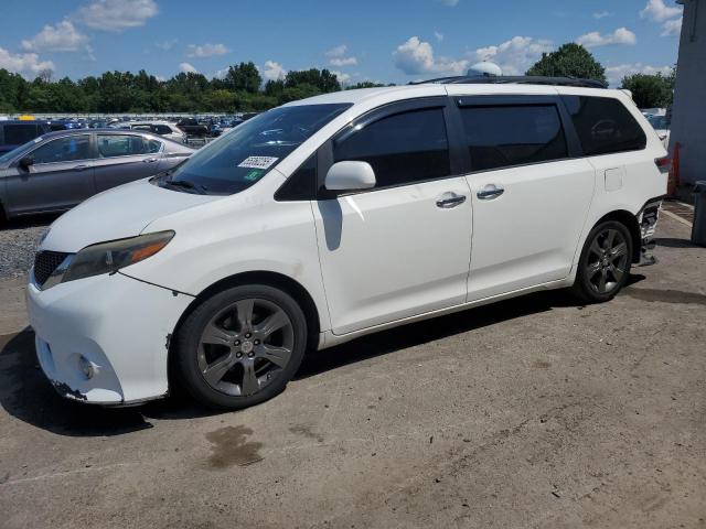 TOYOTA SIENNA SE 2016 with VIN 5TDXK3DCXGS752276 - Photo from auction