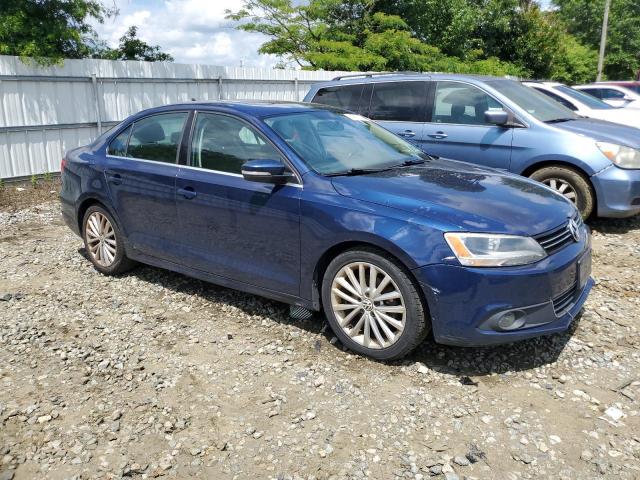 Photo 4 from auction – 2011 VOLKSWAGEN JETTA SEL with VIN 3VWLZ7AJ5BM035925